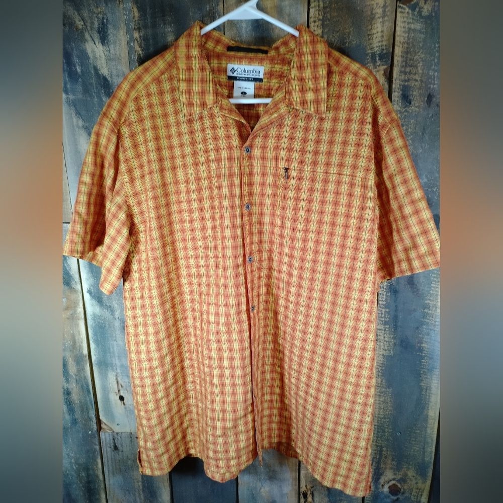 Columbia short sleeve button down casual shirt men's size large